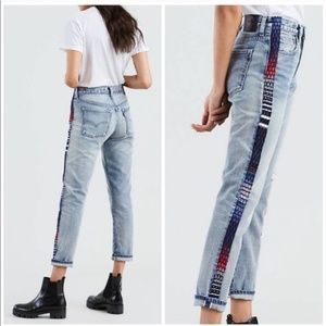 Levis jeans sales side stripe